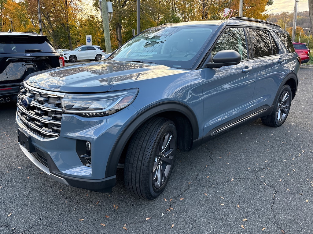 Used 2025 Ford Explorer Active SUV