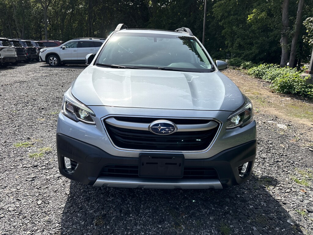 Used 2022 Subaru Outback Limited SUV