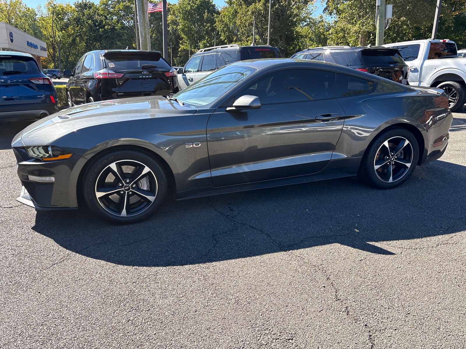 2020 Ford Mustang GT Premium photo 4