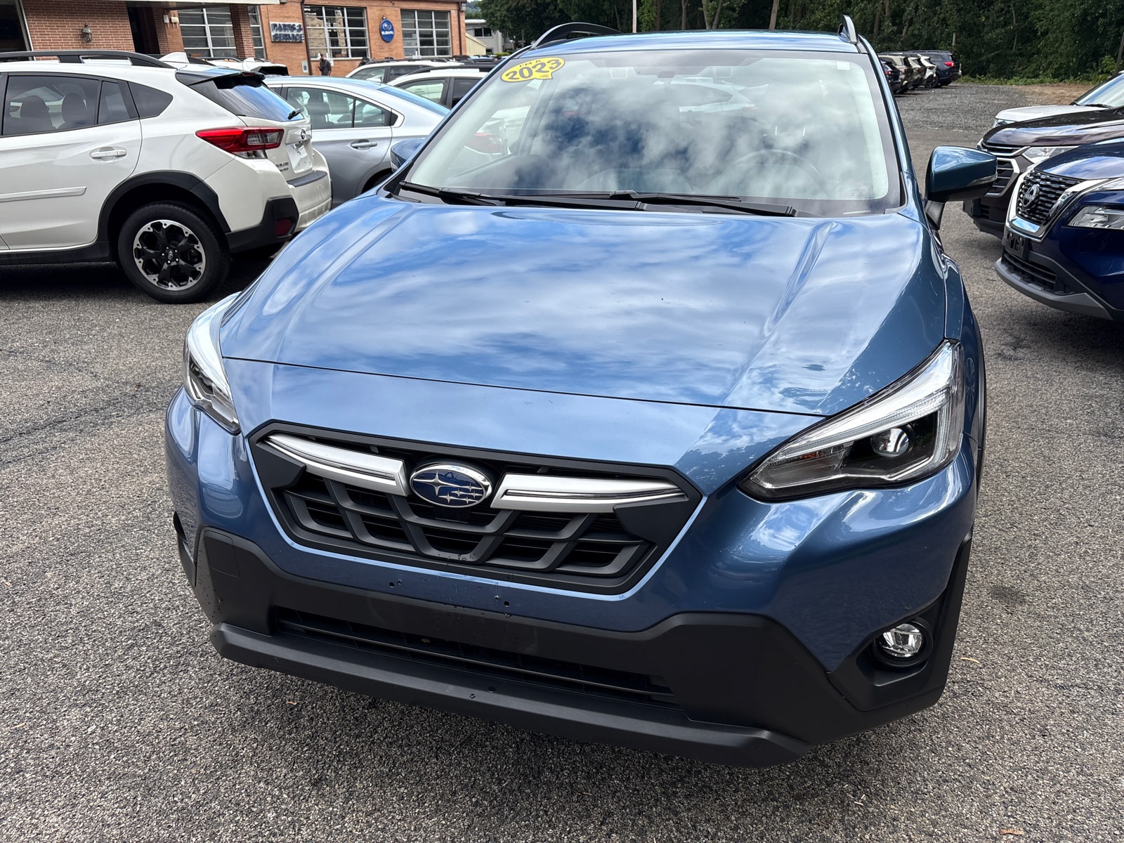 2023 Subaru Crosstrek Limited photo 2