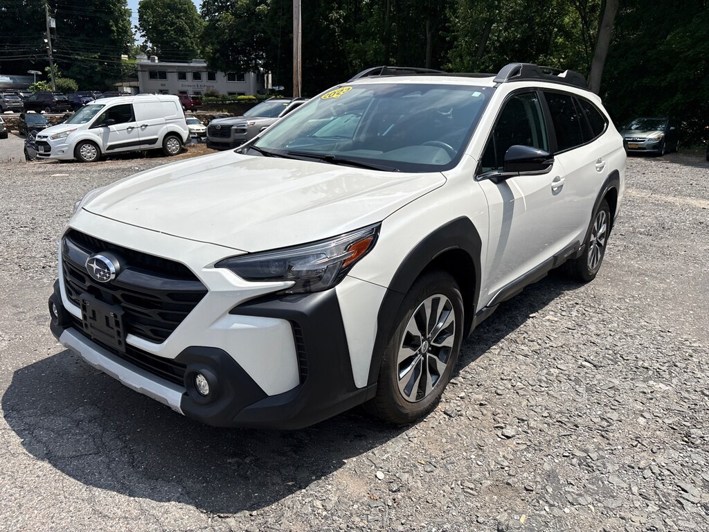 Used 2023 Subaru Outback Limited SUV