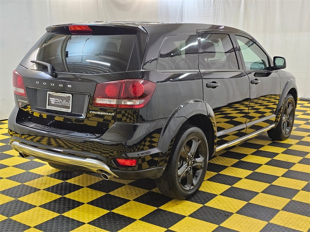 Used 2018 Dodge Journey Crossroad SUV