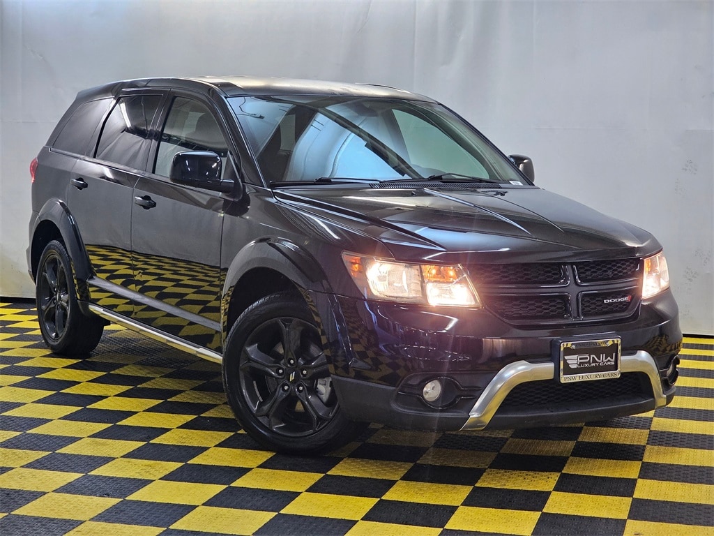 Used 2018 Dodge Journey Crossroad SUV