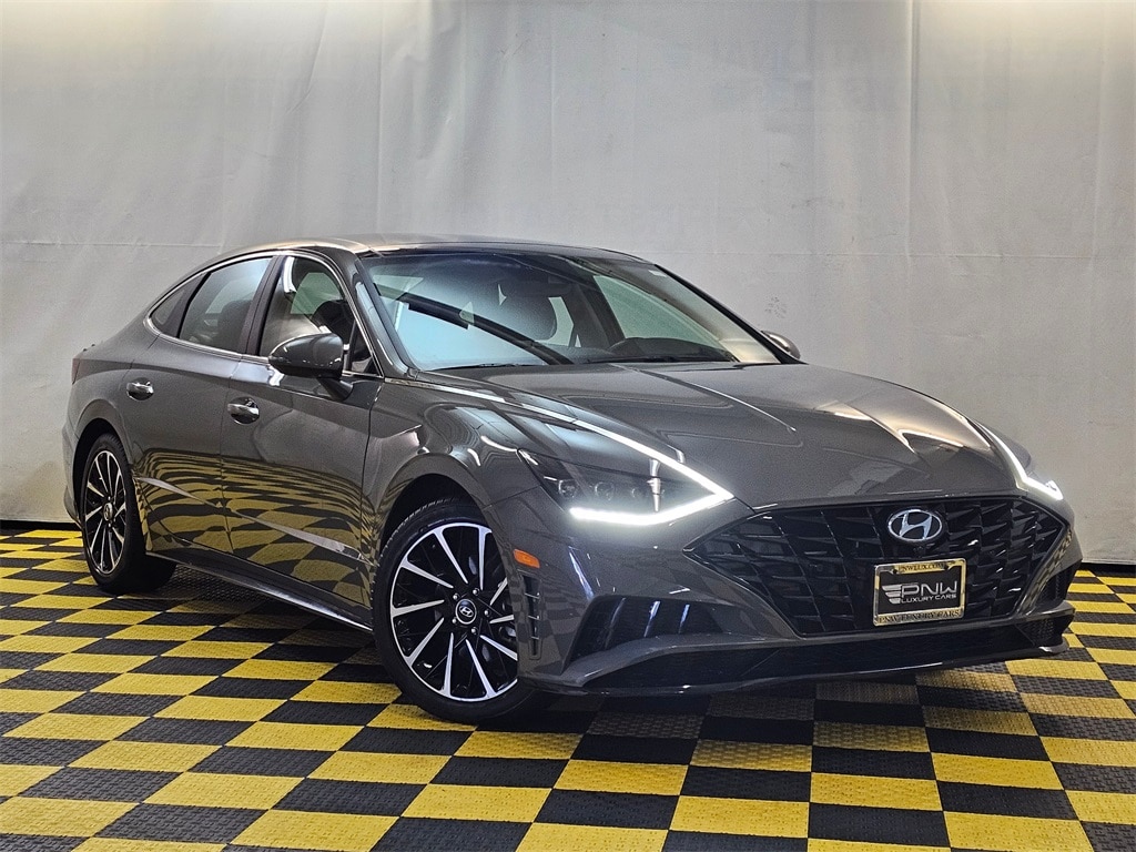 Used 2021 Hyundai Sonata Limited Sedan