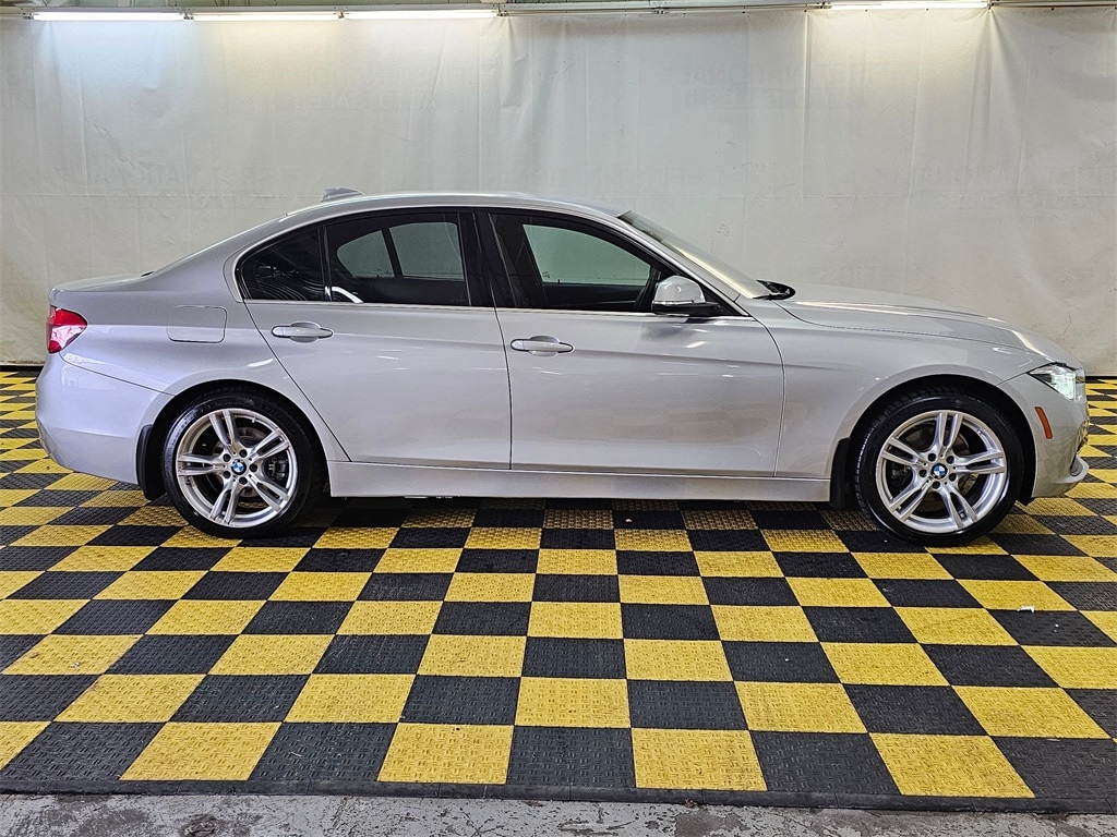 Used 2018 BMW 3 Series 330i Sedan