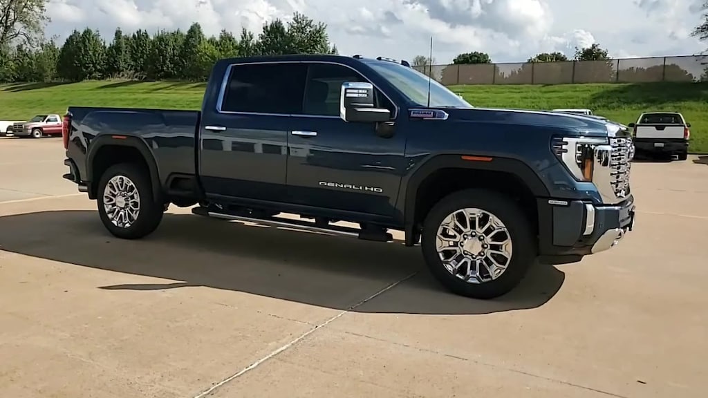New 2026 GMC Sierra 2500 HD Denali Truck Crew Cab