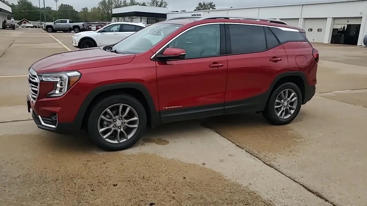 Used 2022 GMC Terrain SLT SUV