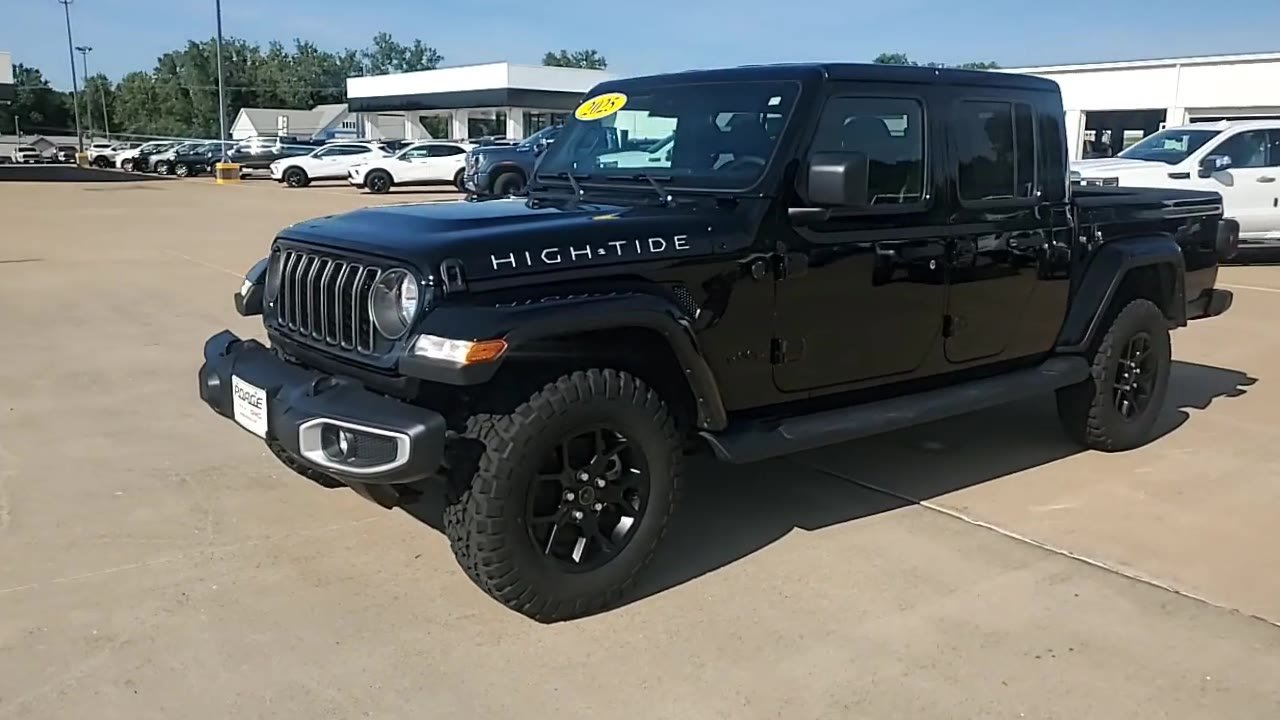 Used 2025 Jeep Gladiator Sport Truck Crew Cab