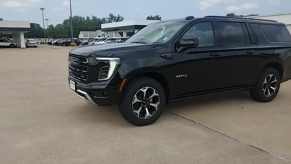New 2026 GMC Yukon XL AT4 Ultimate SUV