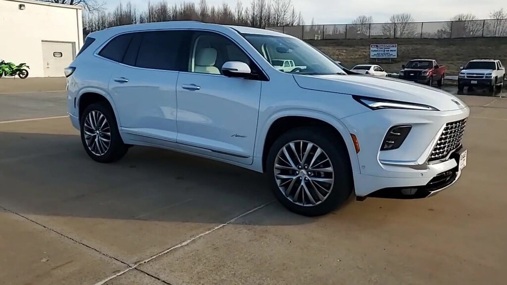 New 2026 Buick Enclave Avenir SUV