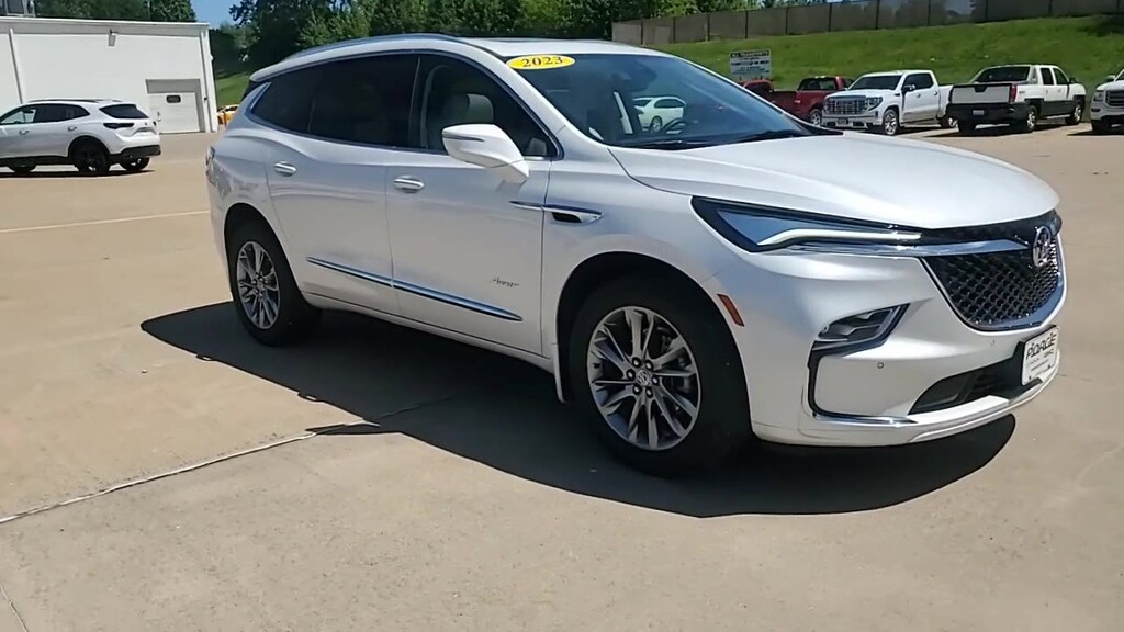 Used 2023 Buick Enclave Avenir SUV