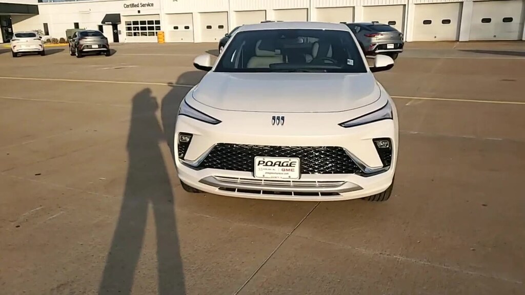 New 2026 Buick Envista Avenir SUV