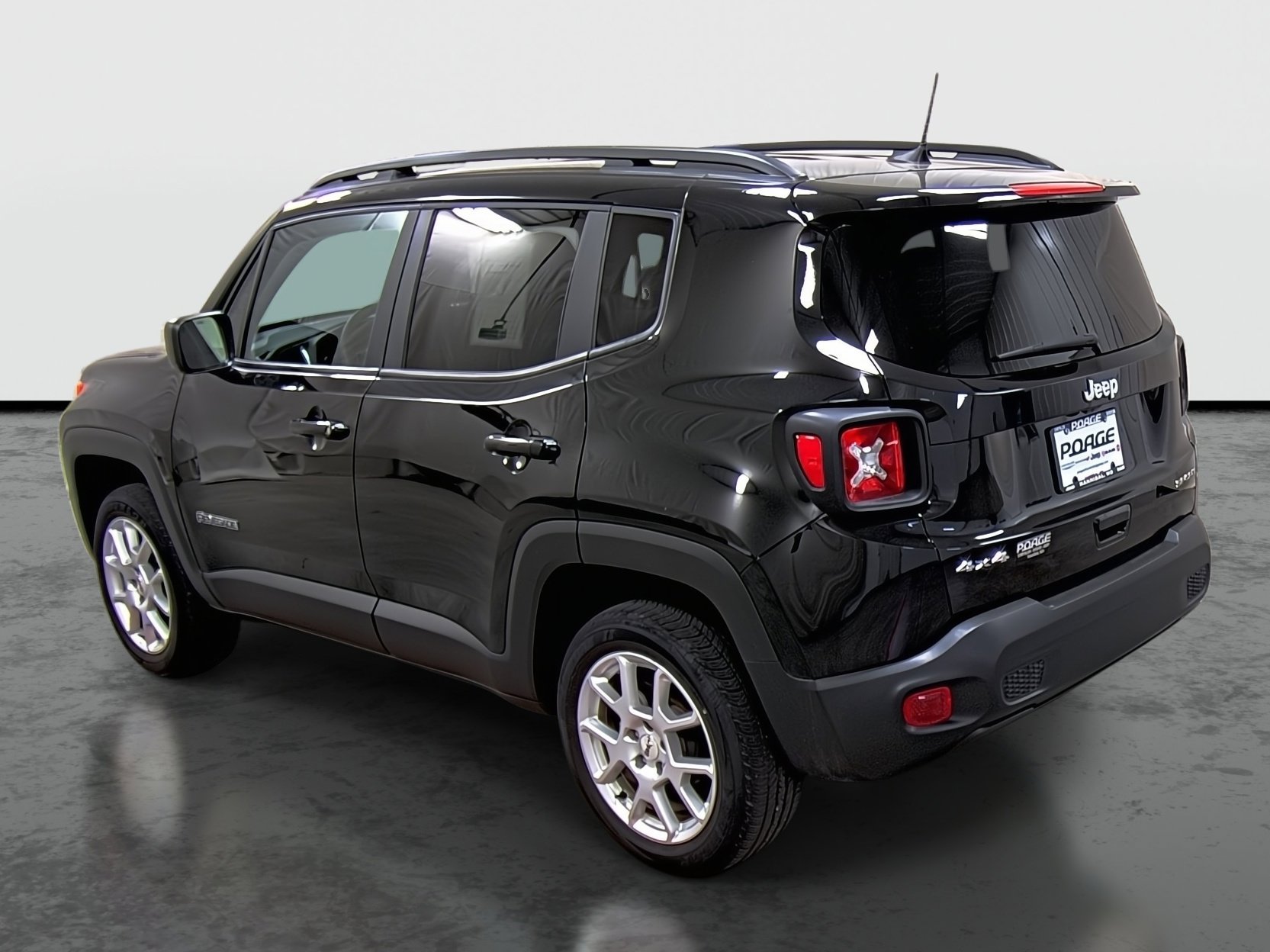 Used 2022 Jeep Renegade Sport with VIN ZACNJDA11NPN43213 for sale in Hannibal, MO