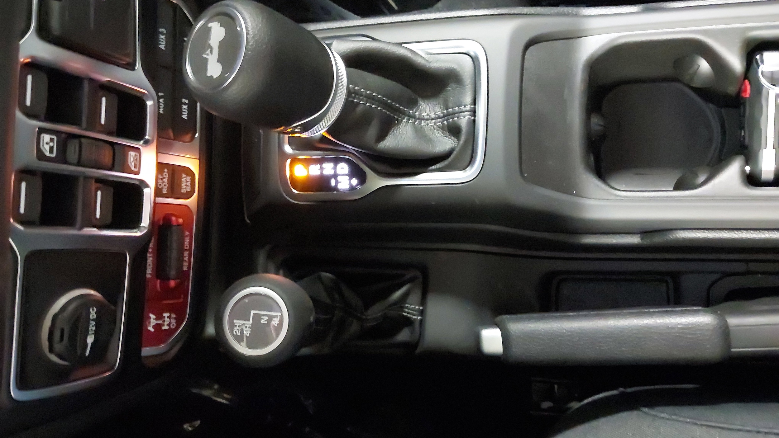 2025 Jeep Wrangler 4-Door Rubicon - Photo 21