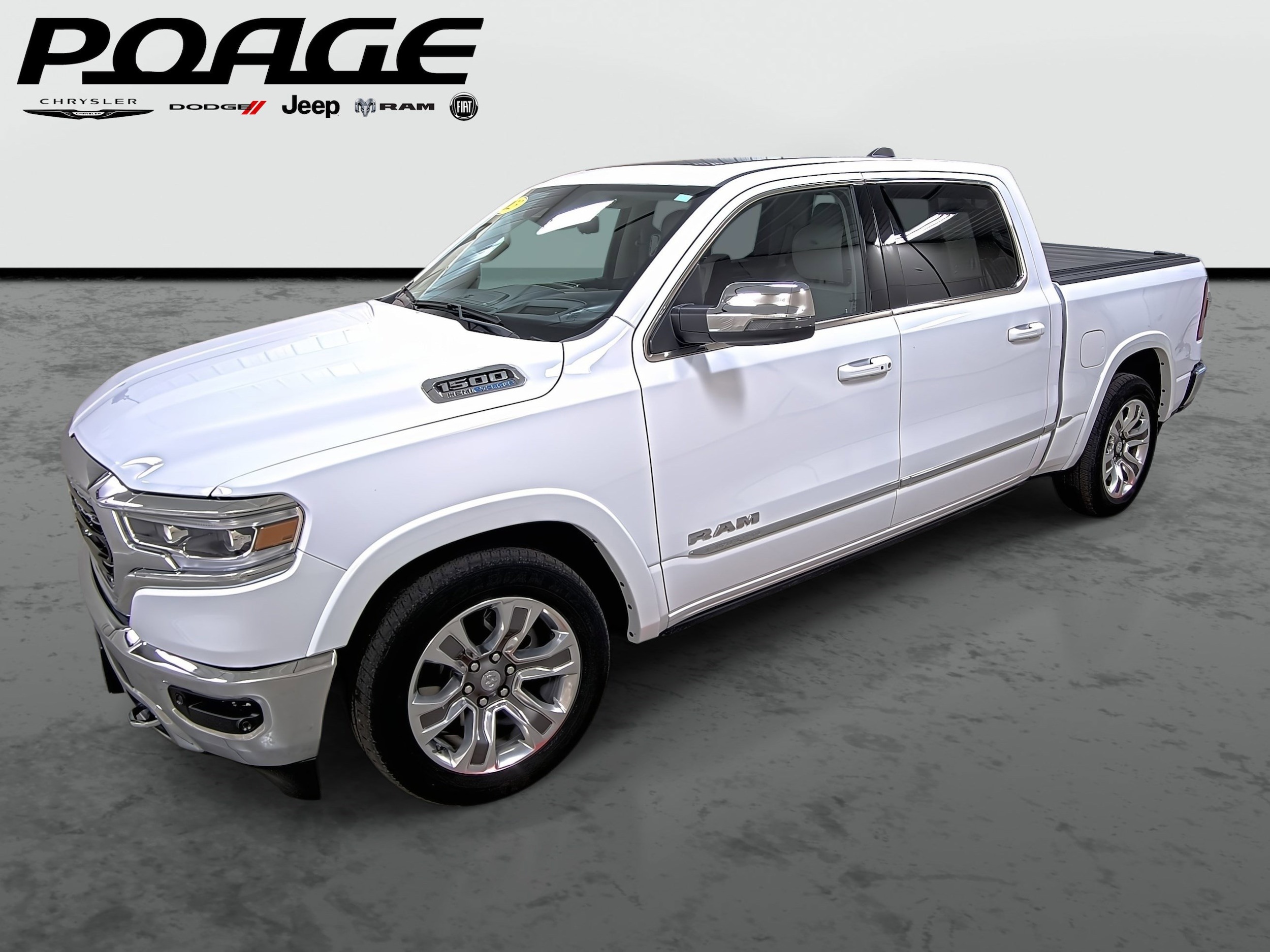 2023 RAM 1500 Limited 4x4 Crew Cab 5'7's photo