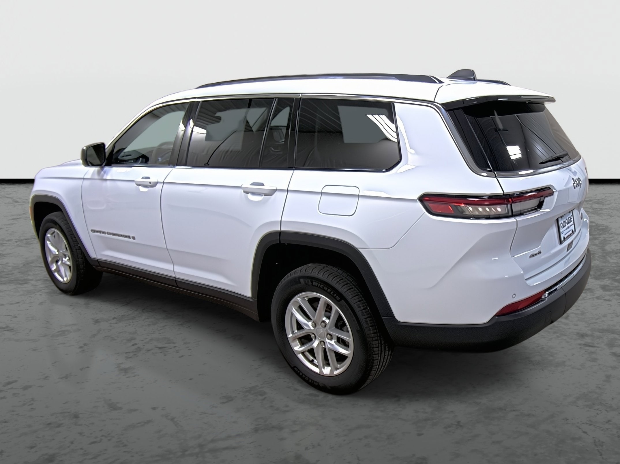 Used 2023 Jeep Grand Cherokee L Laredo with VIN 1C4RJKAG0P8884691 for sale in Hannibal, MO