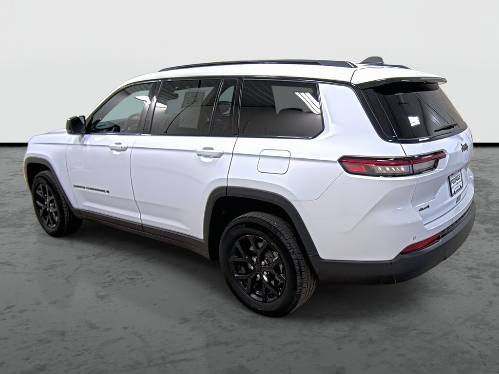 Used 2024 Jeep Grand Cherokee L Altitude SUV