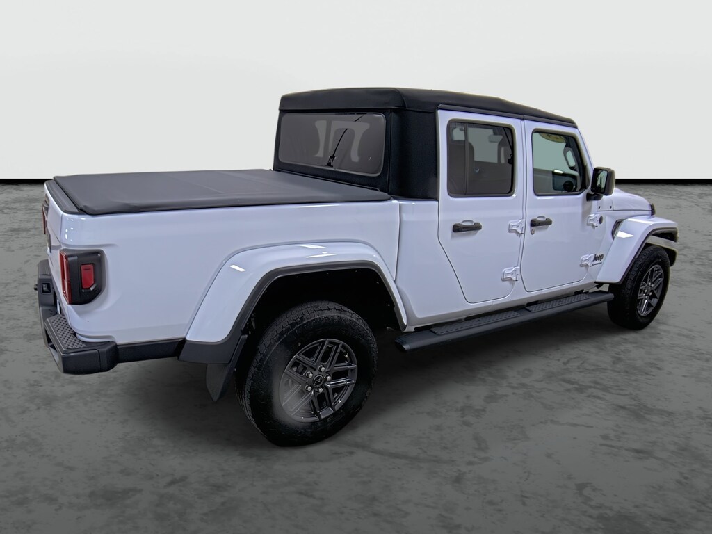 Used 2024 Jeep Gladiator Sport S Truck