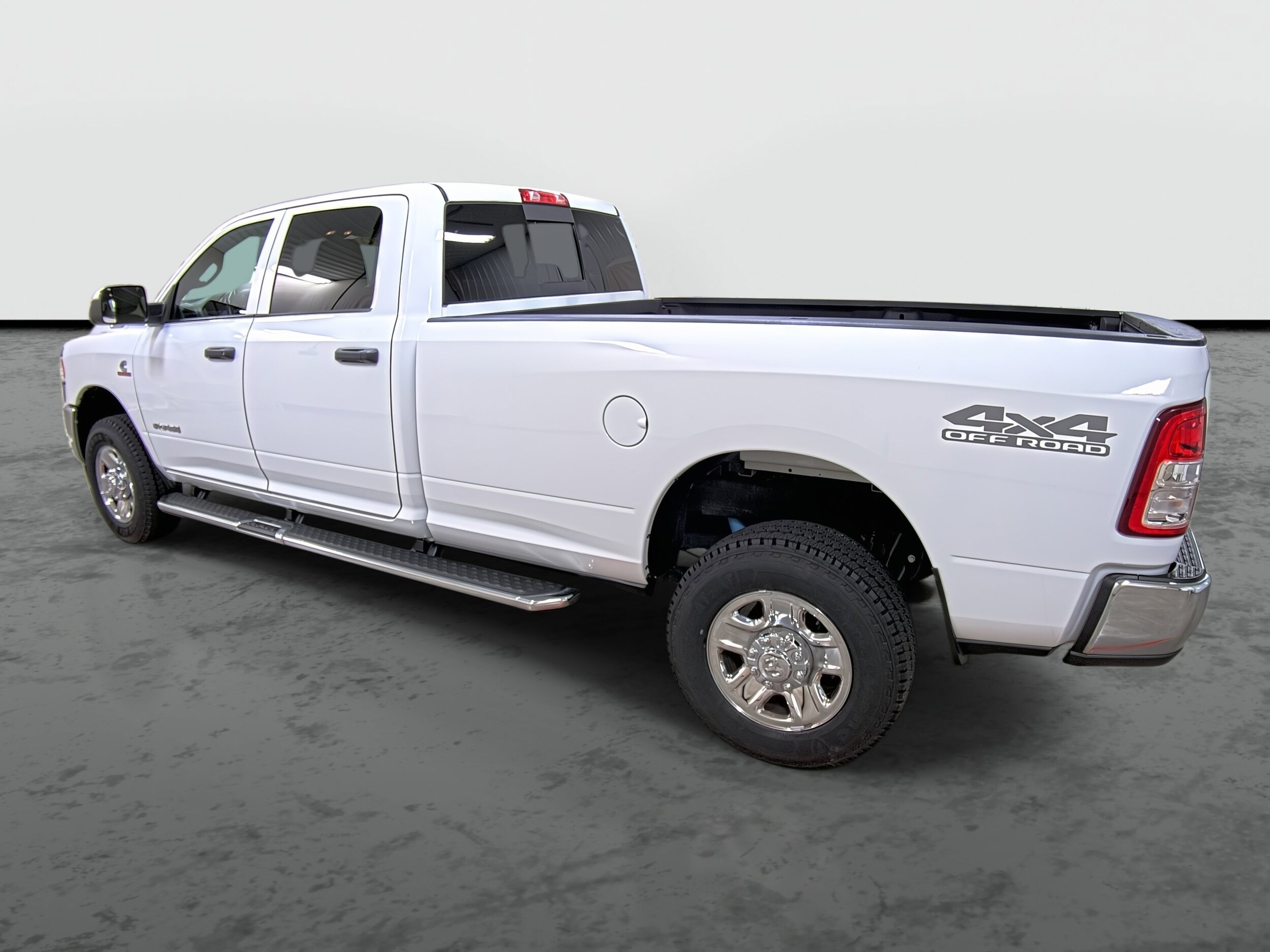 2022 Ram 2500 Tradesman photo 2