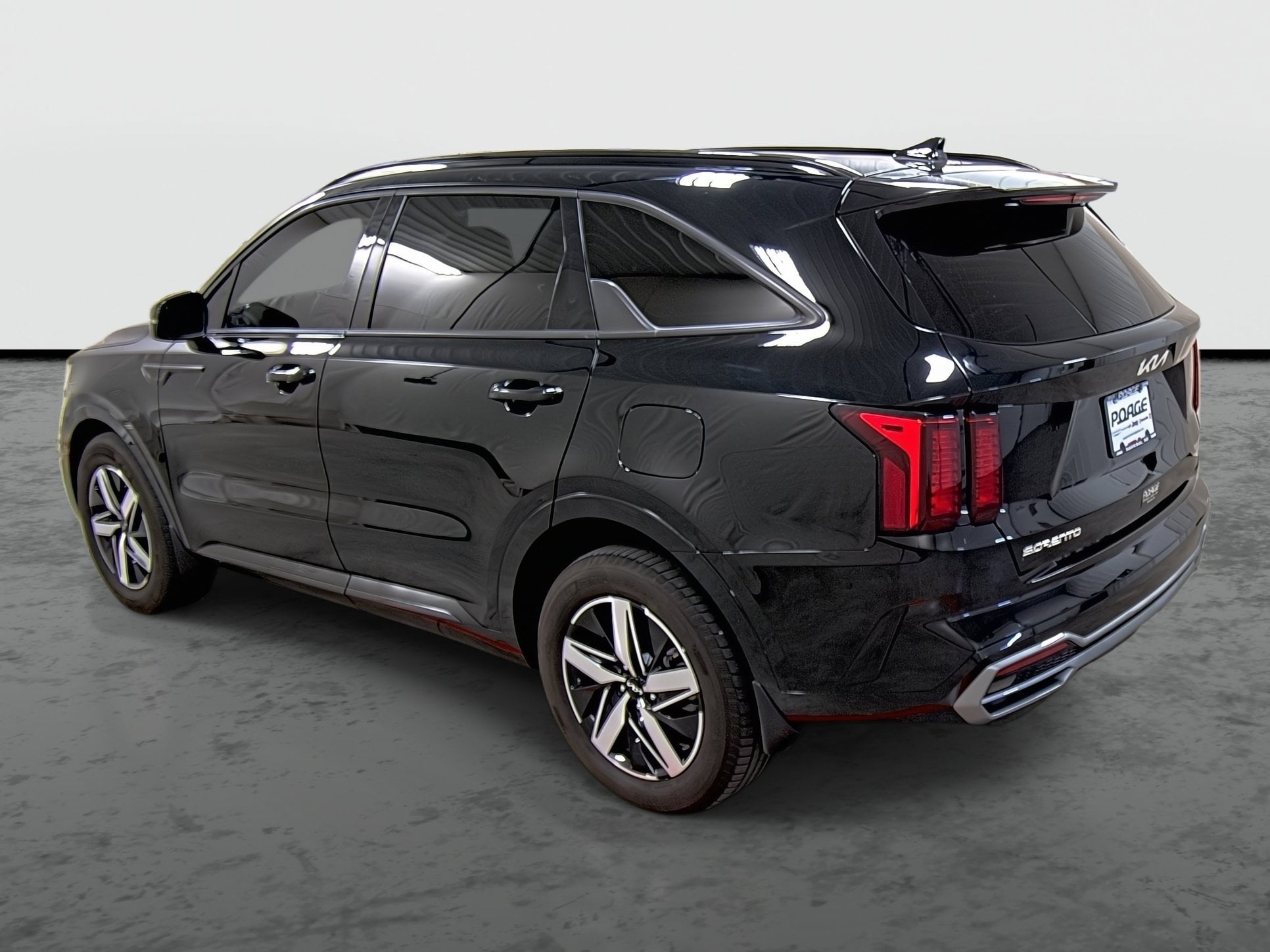 Used 2023 Kia Sorento EX with VIN 5XYRH4LF8PG200362 for sale in Hannibal, MO
