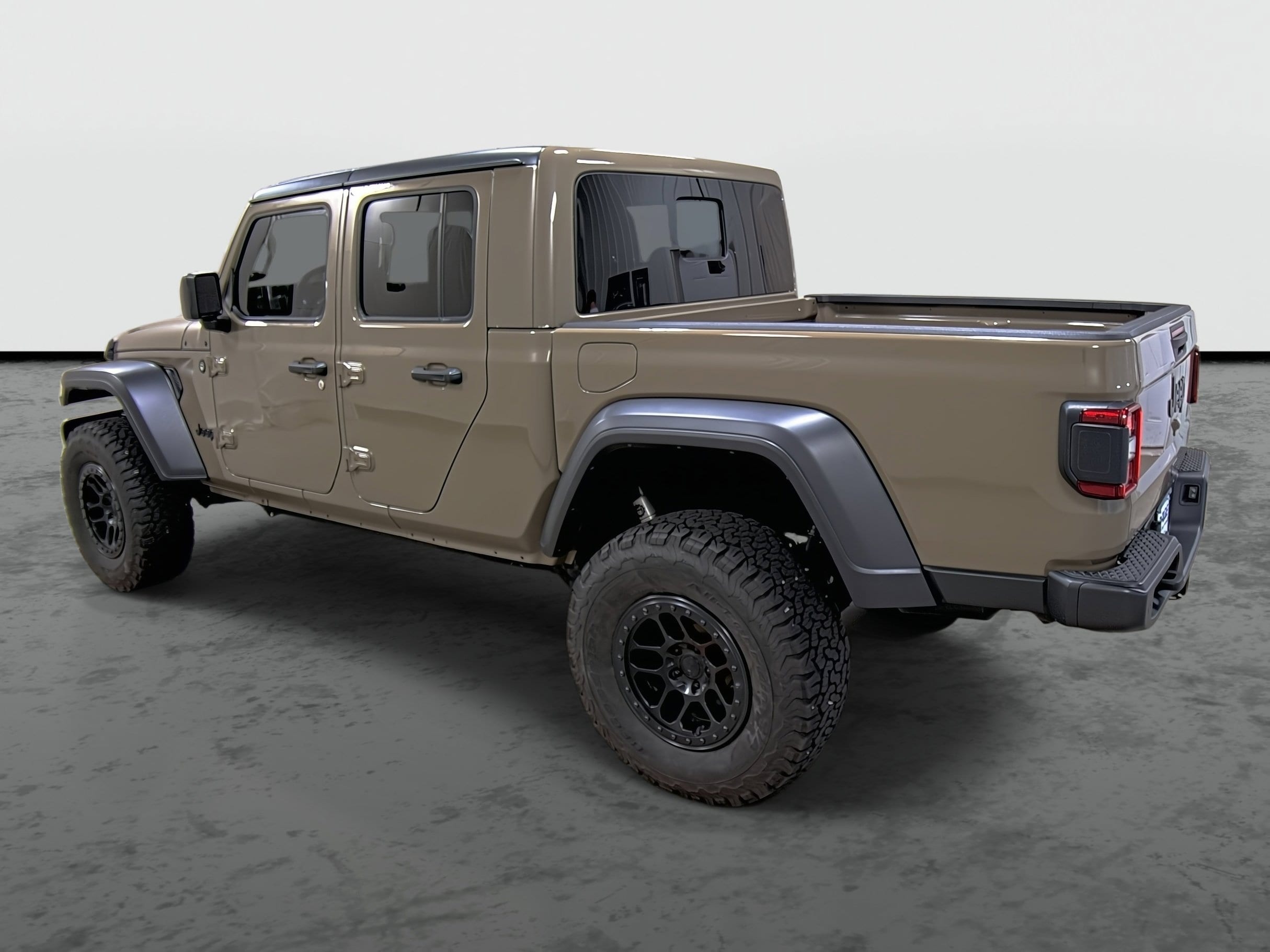 Used 2020 Jeep Gladiator Sport S with VIN 1C6HJTAG2LL197101 for sale in Hannibal, MO