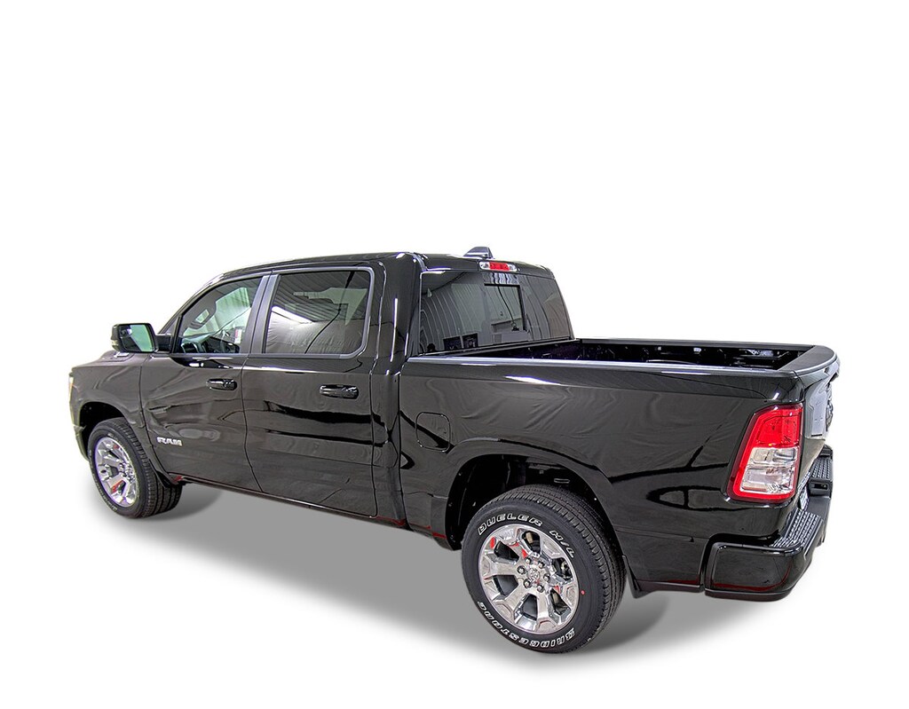 New 2024 Ram 1500 BIG HORN CREW CAB 4X4 5'7 BOX For Sale in Hannibal