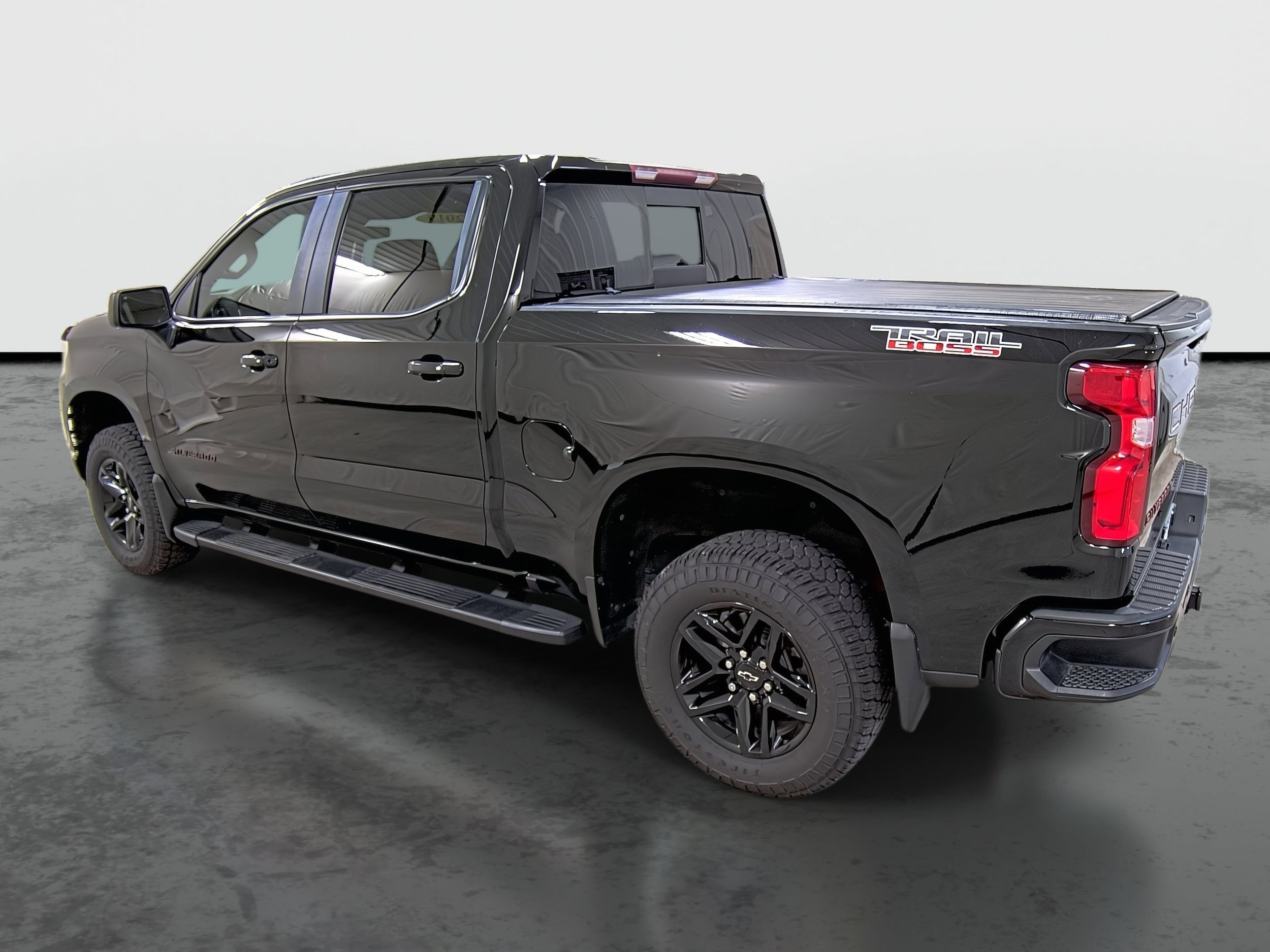 Used 2019 Chevrolet Silverado 1500 LT Trail Boss with VIN 3GCPYFED6KG134032 for sale in Hannibal, MO