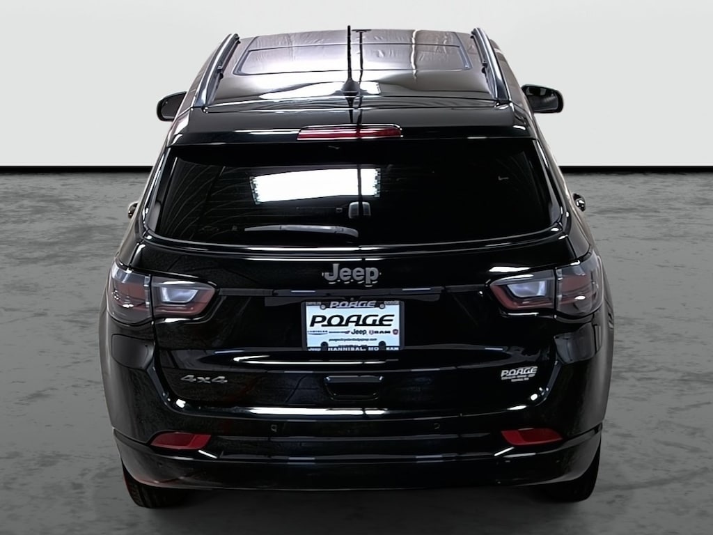 Used 2025 Jeep Compass Limited SUV