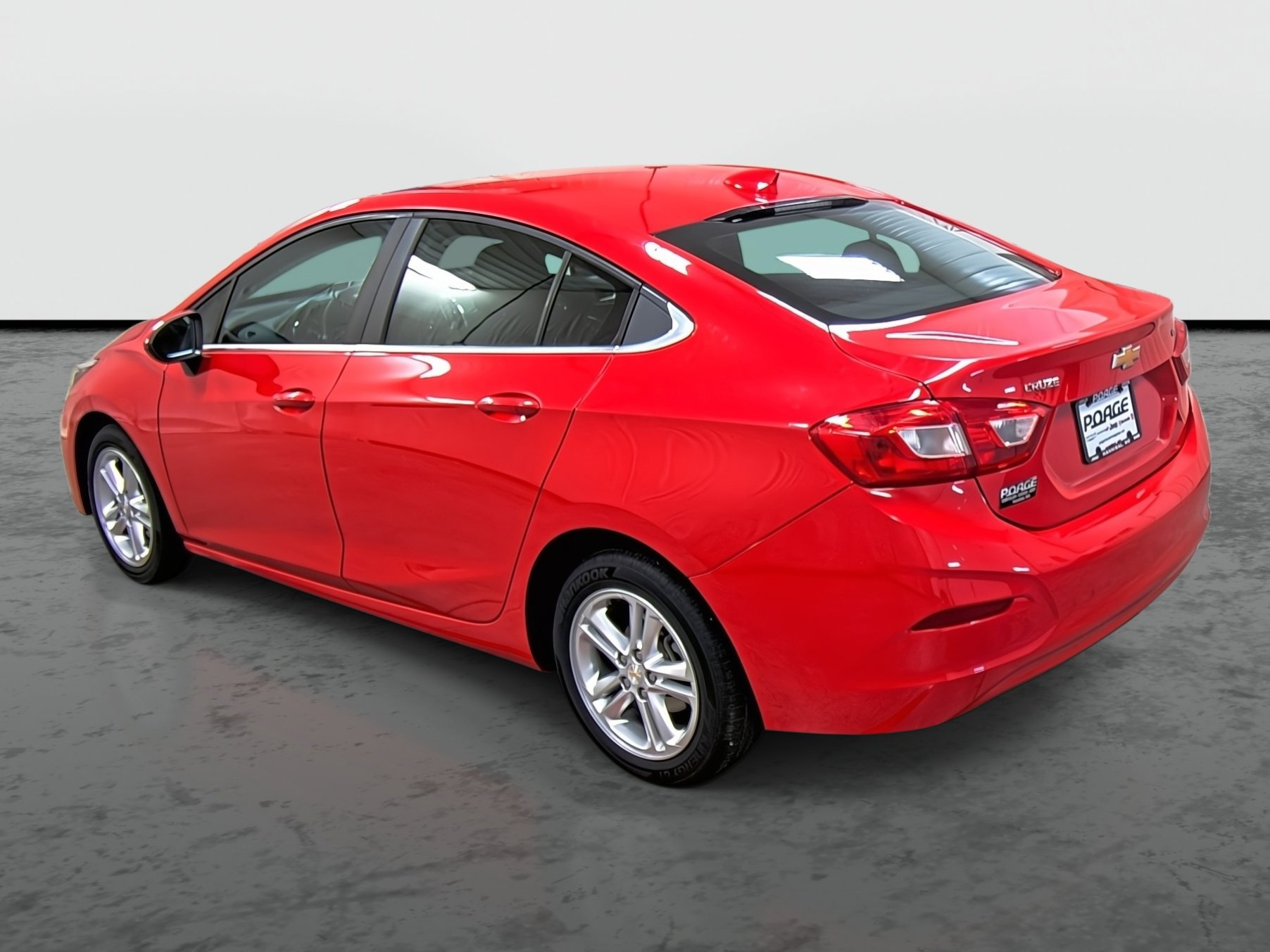 2016 Chevrolet Cruze LT photo 2