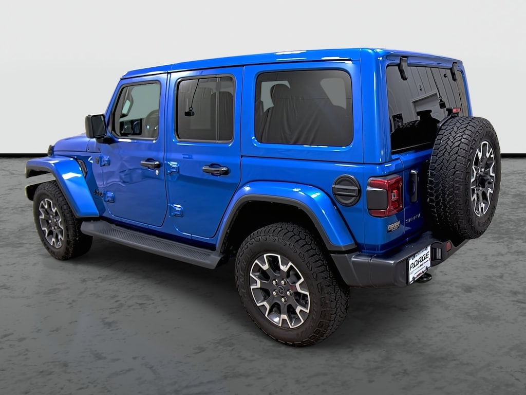 Used 2025 Jeep Wrangler Sahara SUV
