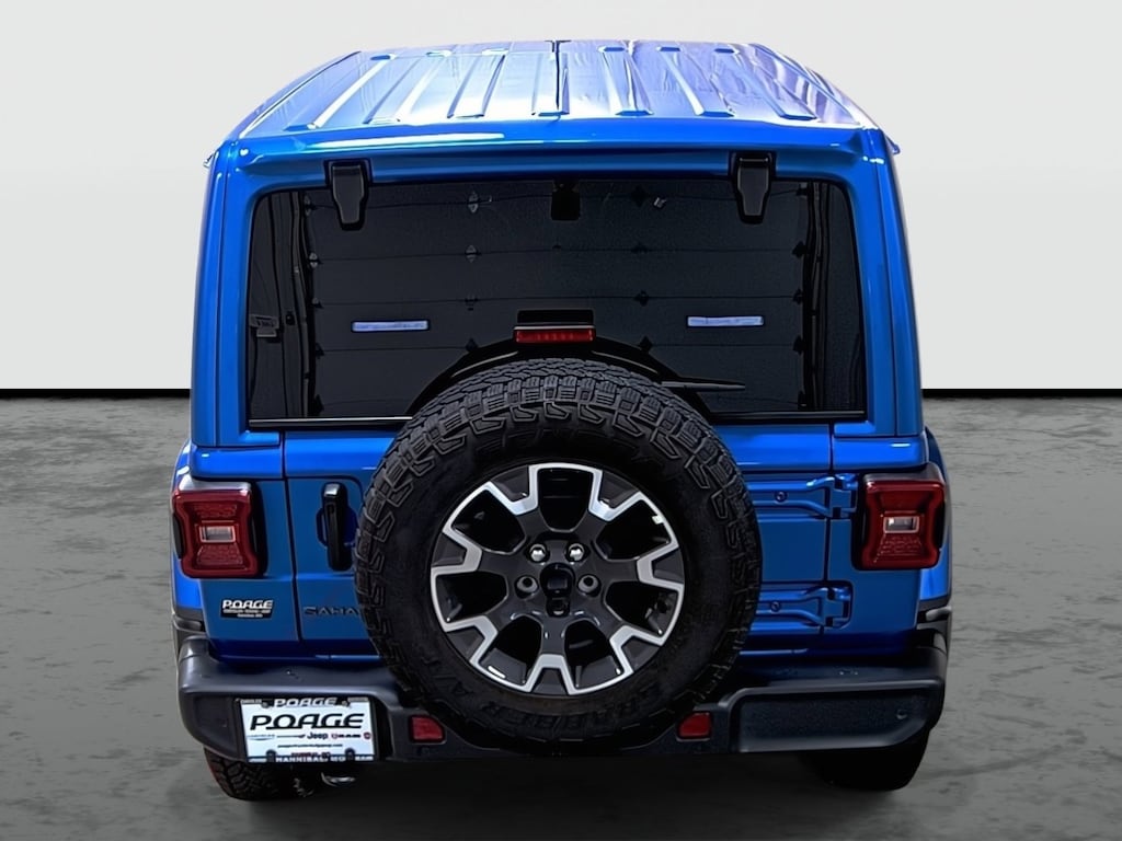 Used 2025 Jeep Wrangler Sahara SUV
