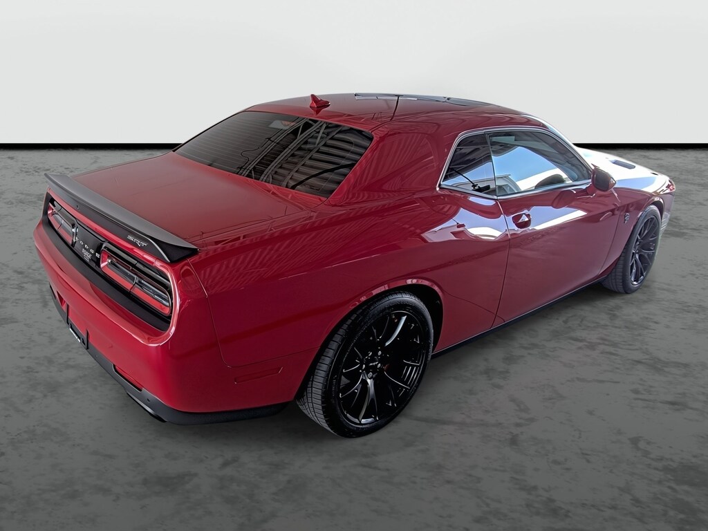 Used 2016 Dodge Challenger SRT Hellcat Coupe