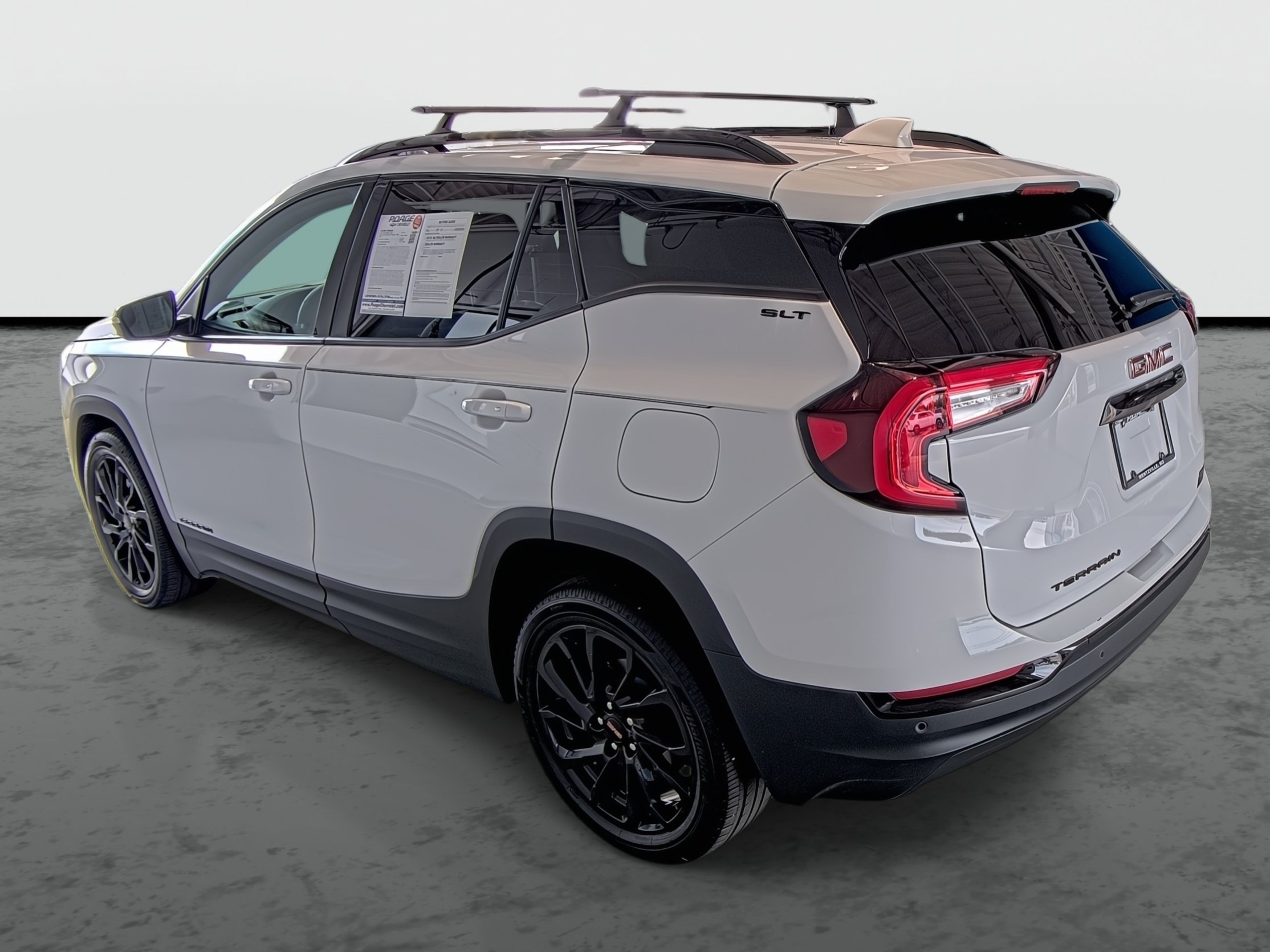 Used 2024 GMC Terrain SLT SUV