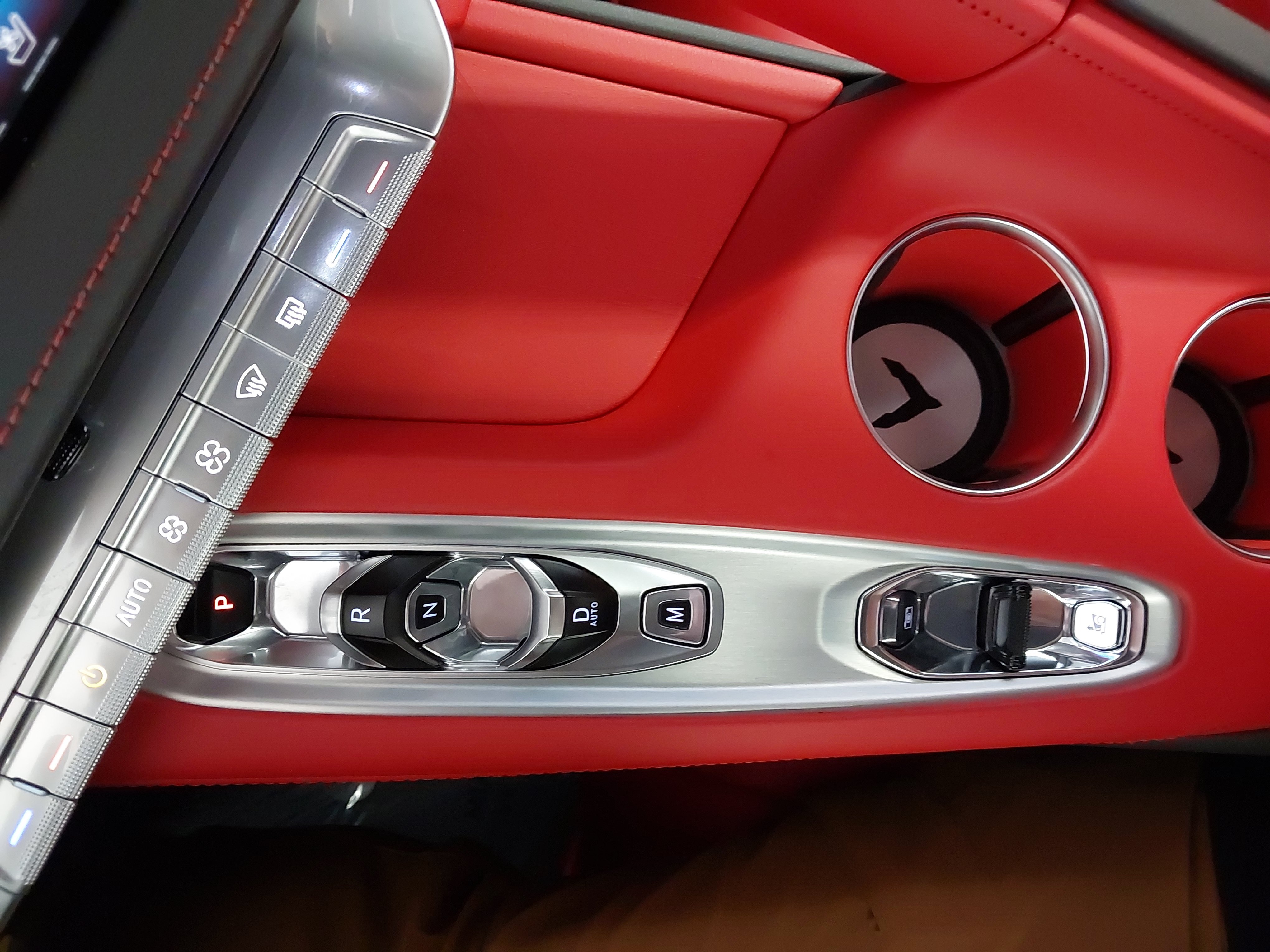 2027 Chevrolet Corvette 2LT - Photo 21