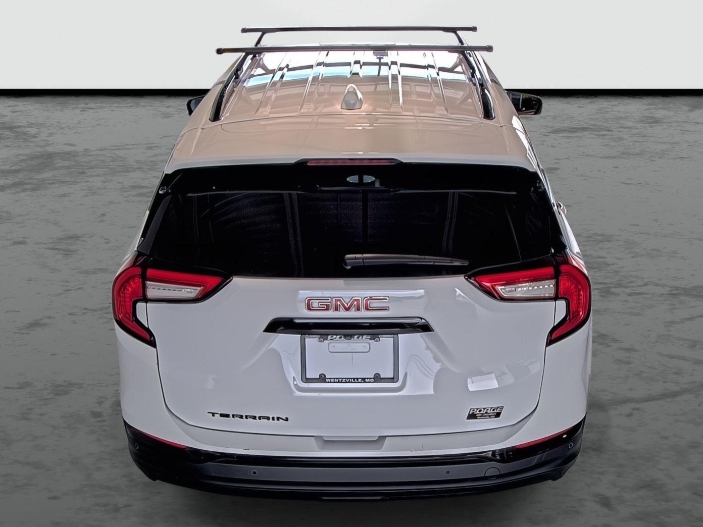 Used 2024 GMC Terrain SLT SUV