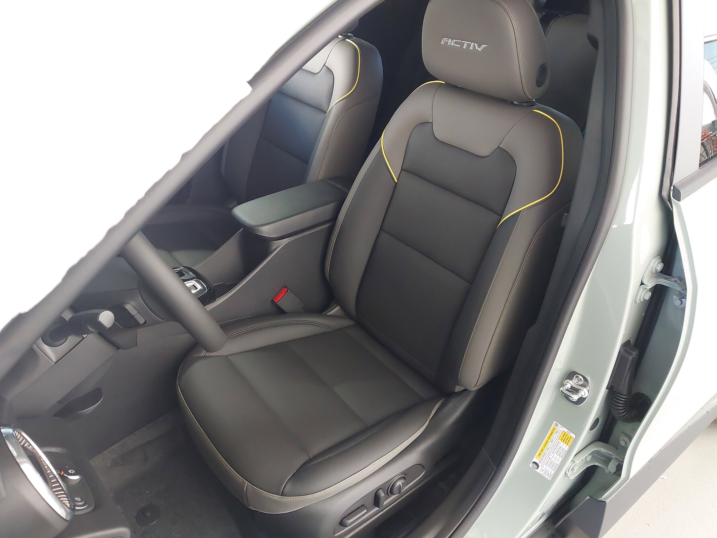 2026 Chevrolet Trax Activ - Photo 22