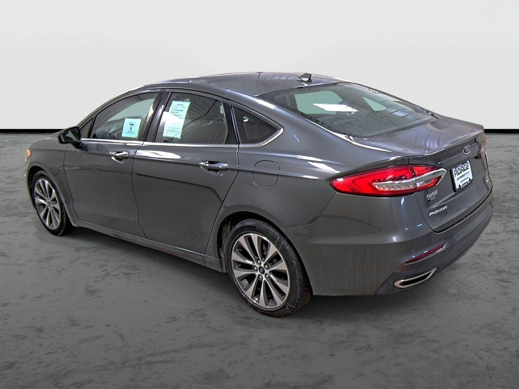 Used 2019 Ford Fusion SE Sedan