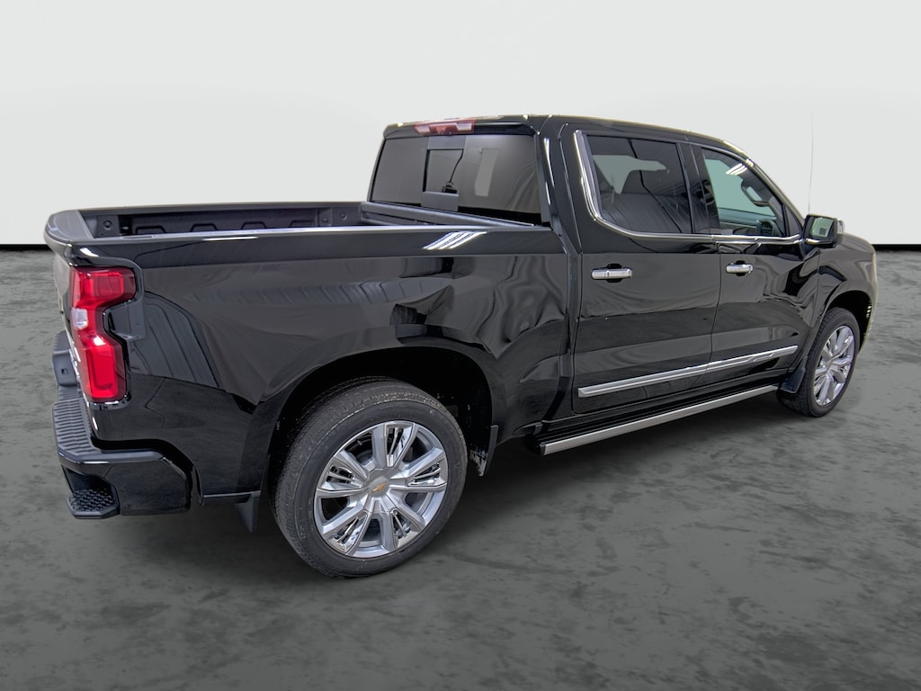 New 2026 Chevrolet Silverado 1500 High Country Truck Crew Cab