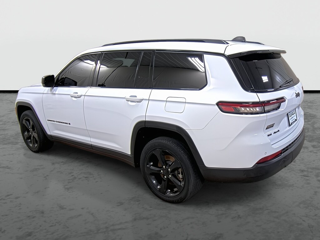 Used 2021 Jeep Grand Cherokee L Laredo SUV