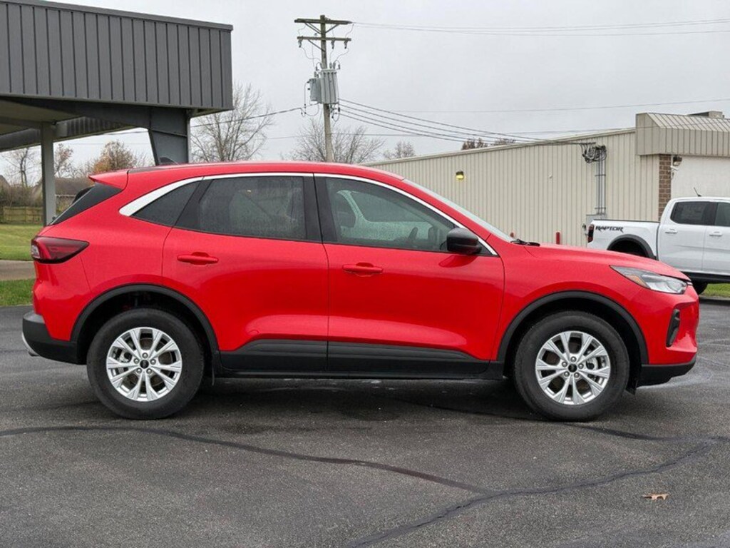 Used 2024 Ford Escape Active SUV