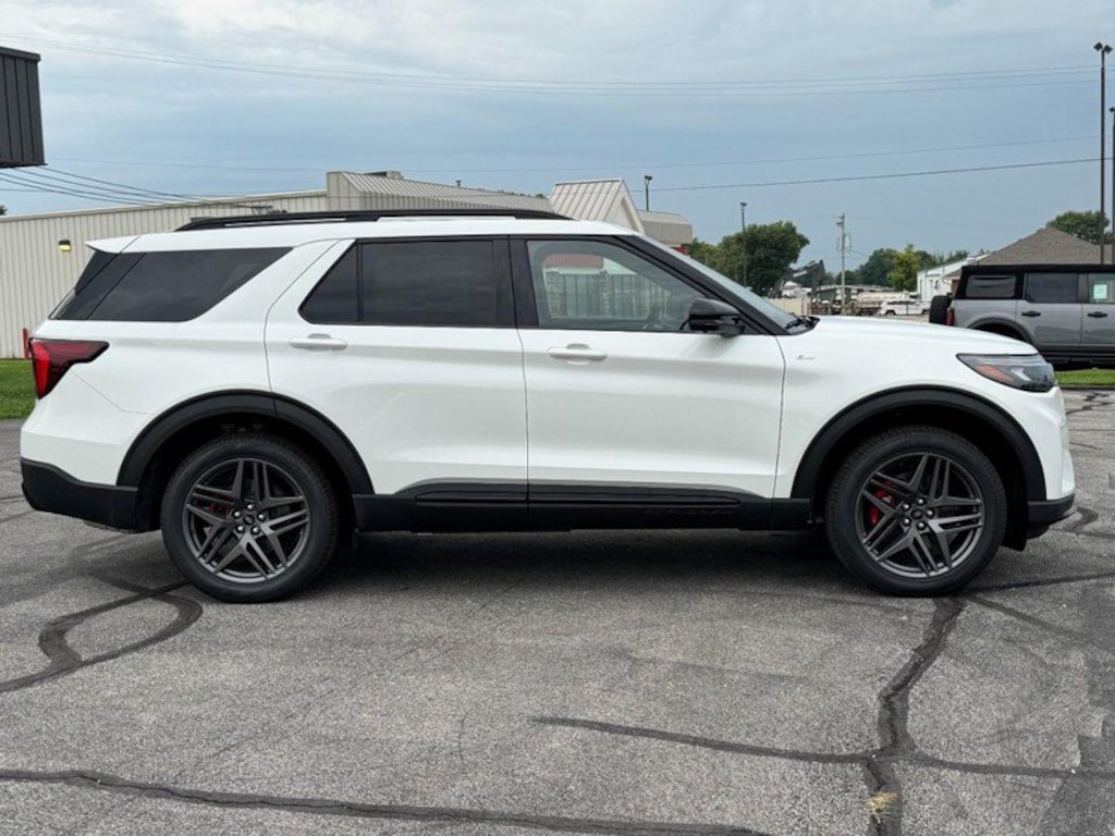 New 2026 Ford Explorer ST-Line SUV