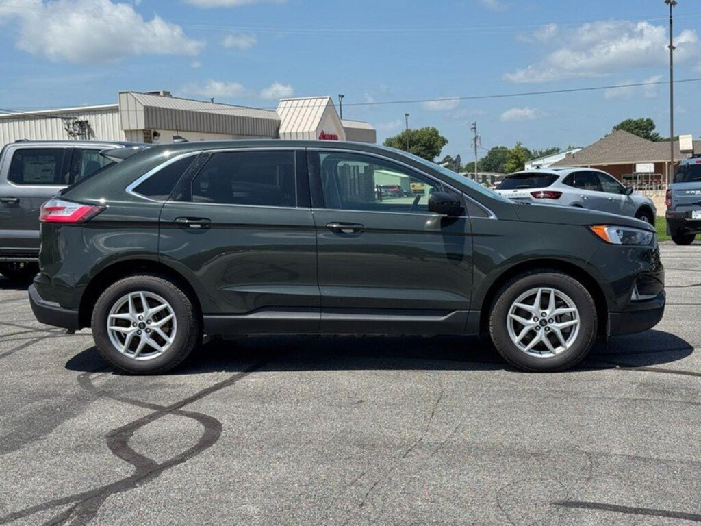 Used 2024 Ford Edge SUV