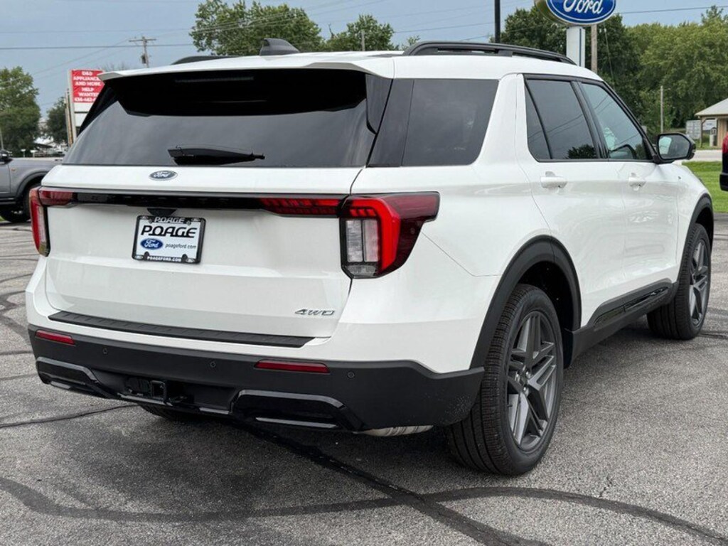 New 2026 Ford Explorer ST-Line SUV