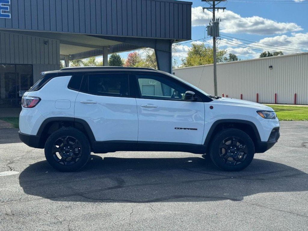 Used 2023 Jeep Compass Trailhawk SUV