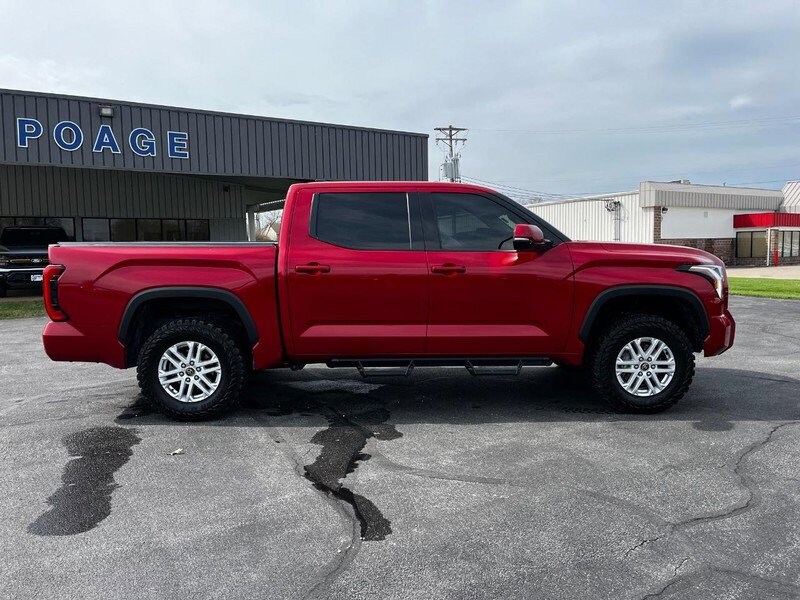 Used 2022 Toyota Tundra SR5 with VIN 5TFLA5DB5NX016387 for sale in Bowling Green, MO