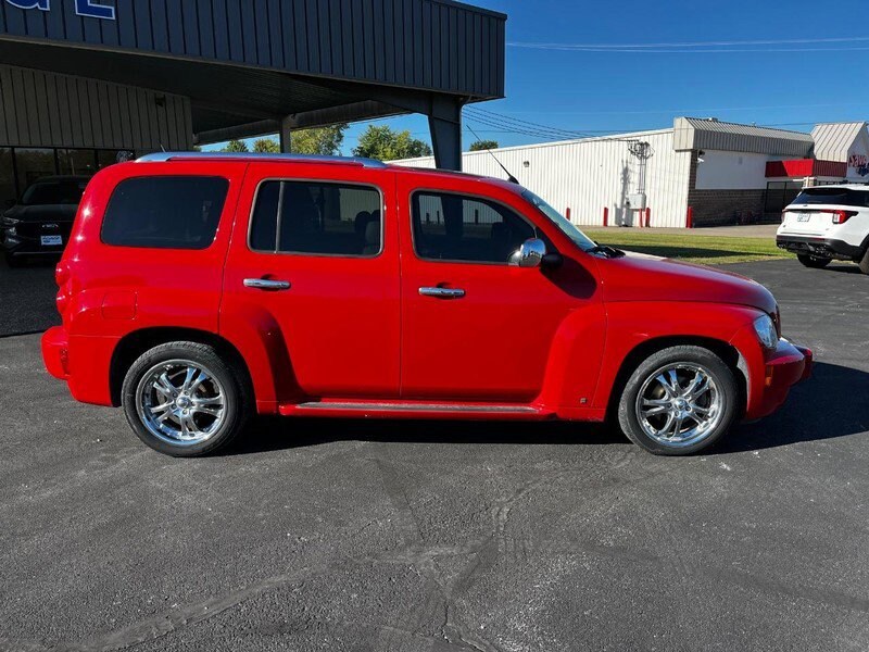 Used 2008 Chevrolet HHR LT with VIN 3GNCA53P48S671389 for sale in Bowling Green, MO