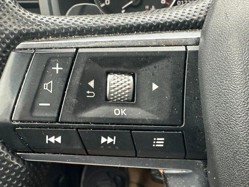 2024 Mitsubishi Outlander ES - Photo 19
