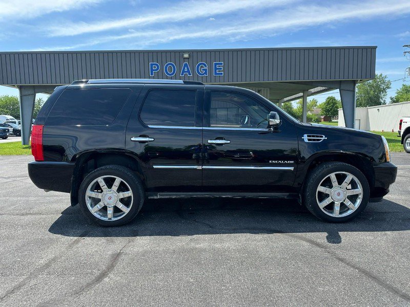 Used 2011 Cadillac Escalade Premium with VIN 1GYS4CEF9BR387569 for sale in Bowling Green, MO