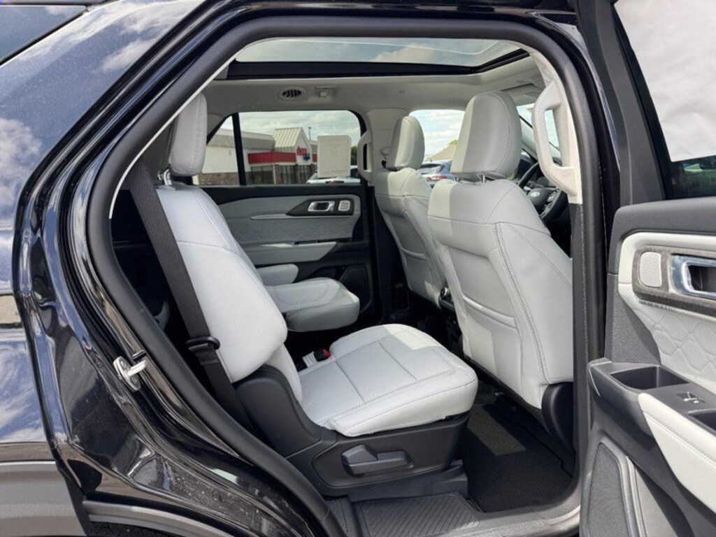New 2026 Ford Explorer Platinum SUV