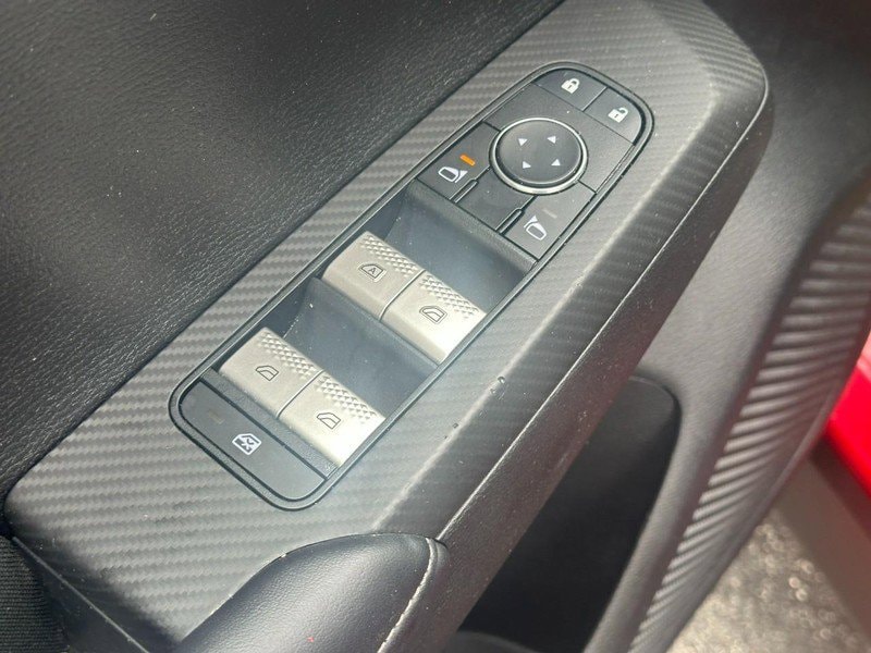 2024 Mitsubishi Outlander ES - Photo 17